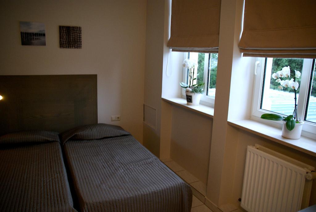 Charly'S Gare Hotell Senningerberg Rom bilde