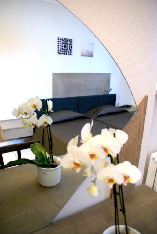 Charly'S Gare Hotell Senningerberg Rom bilde